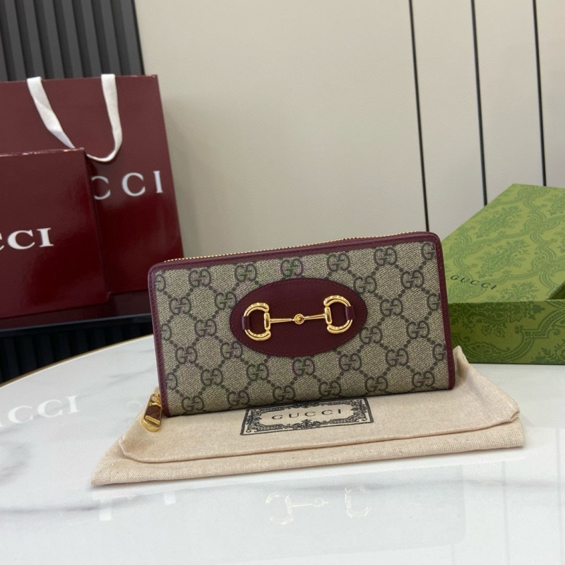 G*u*i wallets & purse